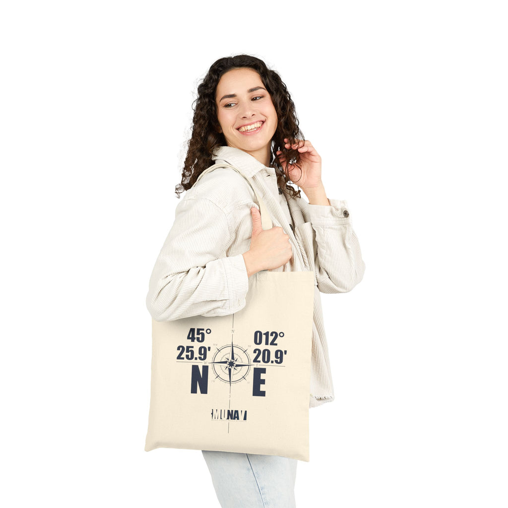 COORDINATES | Beige shopper with MUNAV position