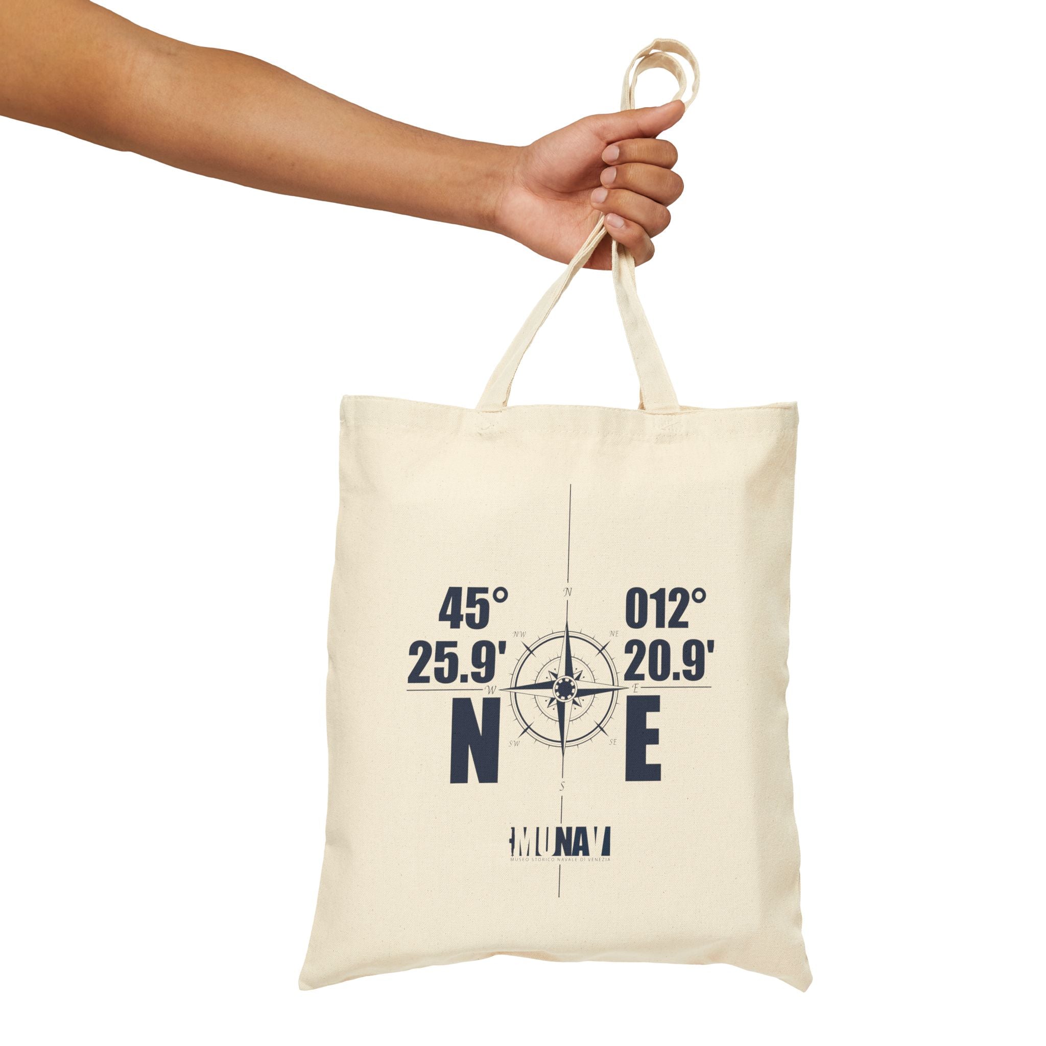 COORDINATES | Beige shopper with MUNAV position
